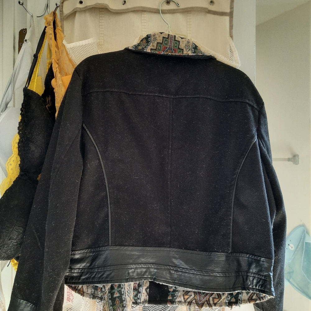 Jacket - Picture 2 of 2